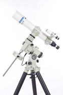 TAKAHASHI FC-76DCU REFRACTOR TELESCOPE